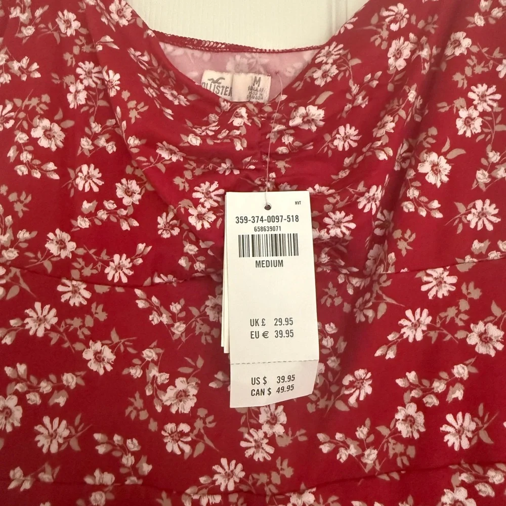 NWT Hollister Red Floral Mini Dress Size Medium - Picture 4 of 5